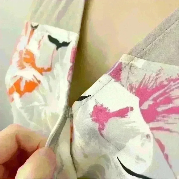 Long Sleeves Rompers with adjustable waist. Size XS-Small - Picture 4 of 5